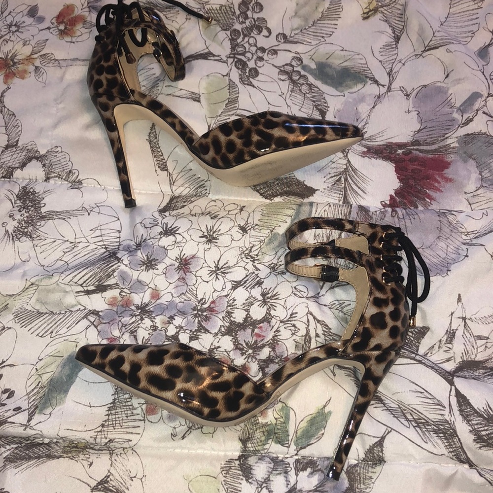 Heels - Picture 2 of 5